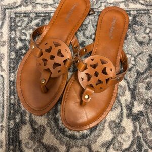 Pierre Dumas Women's Tan Miller Sandals